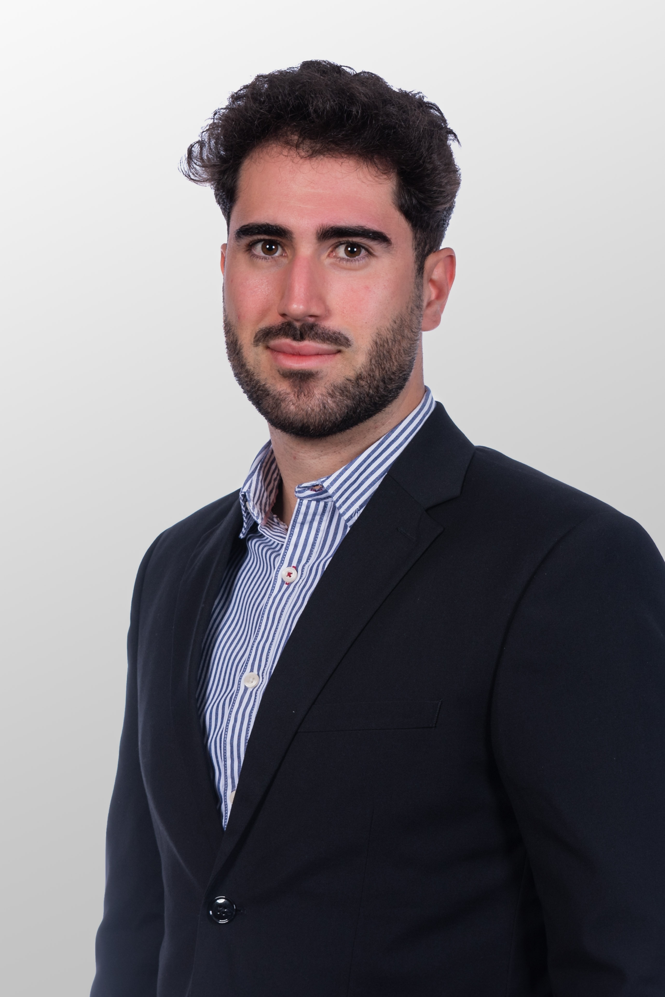 Profile picture: David Ruiz - Junior Product Manager Power Magnetics