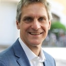 Profilbild: Gerhard Stelzer - Senior Technical Editor, Technical Marketing & Digital Design-In Systems