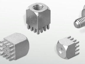 Vier press fit Bauteile auf weißem Hintergrund