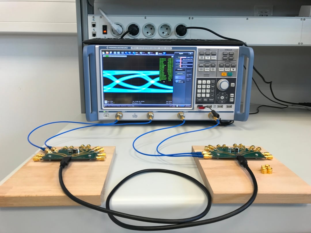 Oscilloscope with test setup