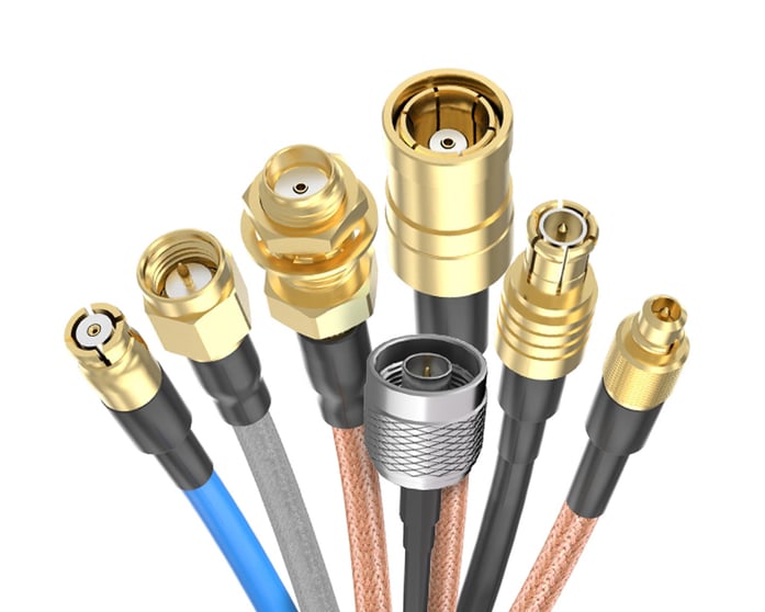 Coax Kabelkonfigurator Sieben Coax Kabel mit unterschiedlichen Aufsätzen