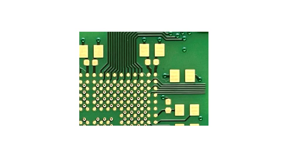 CBT BASIC sample WE.fan STRUCTURES Image showing copper structures as a detail of the physical PCB sample WE.fan in BASIC technology