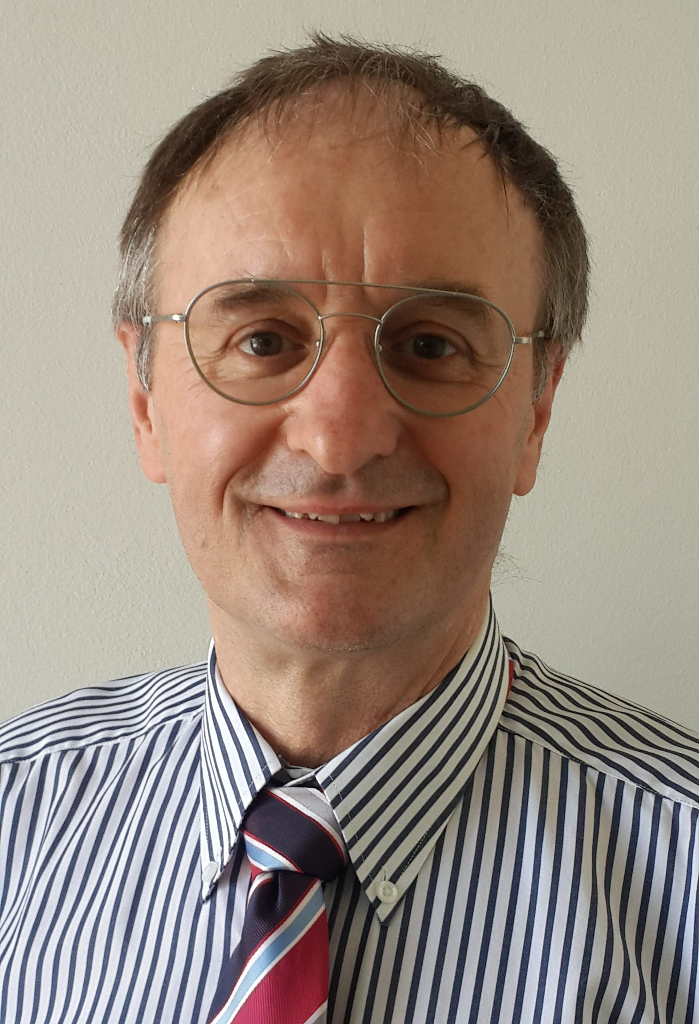 Profilbild: Dr.-Ing. Heinz Zenkner - Technisches Marketing, Applicaton Engineering